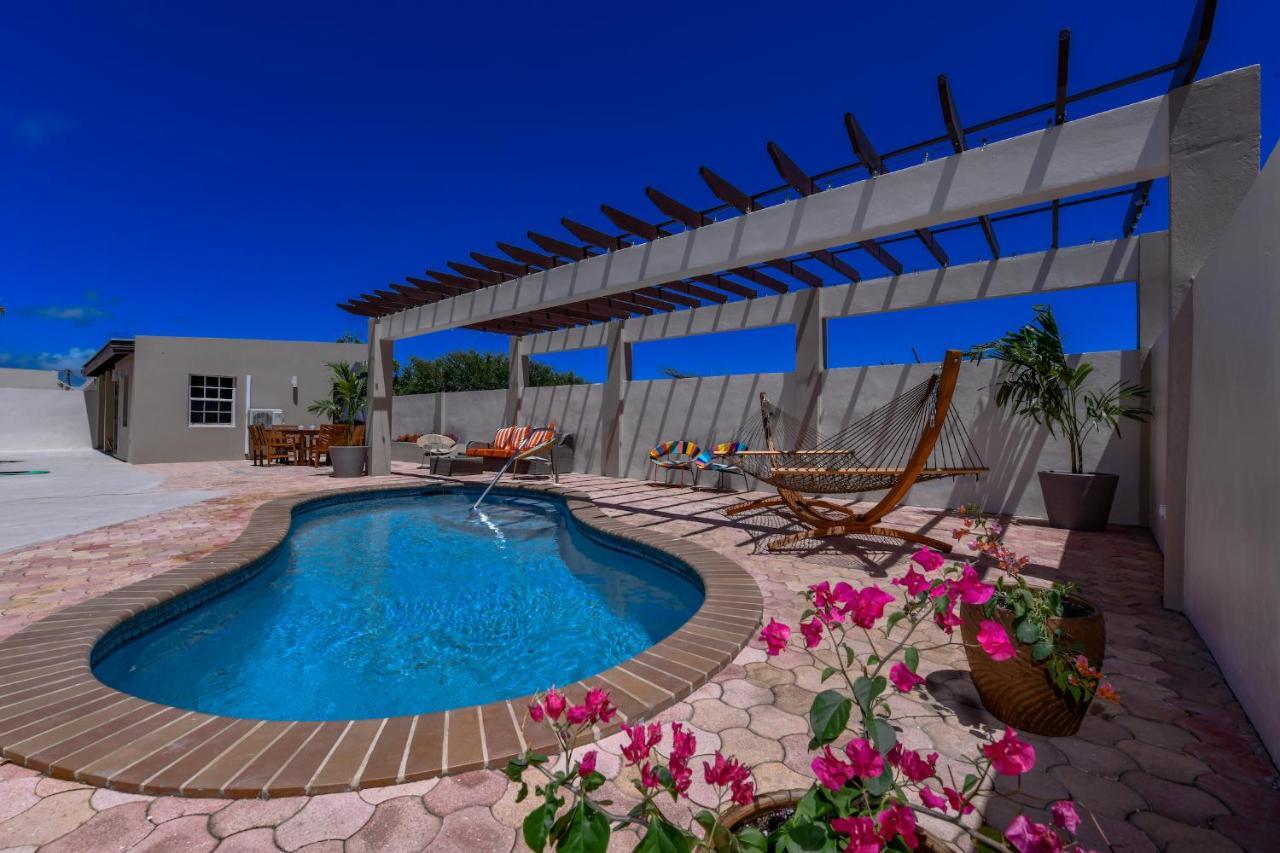Villa Tamar Palm Beach Exterior photo