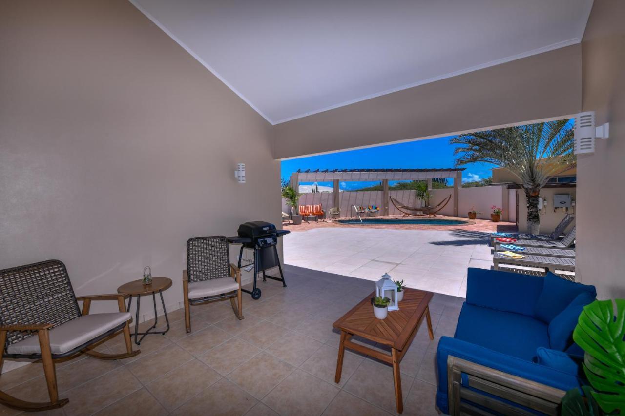 Villa Tamar Palm Beach Exterior photo
